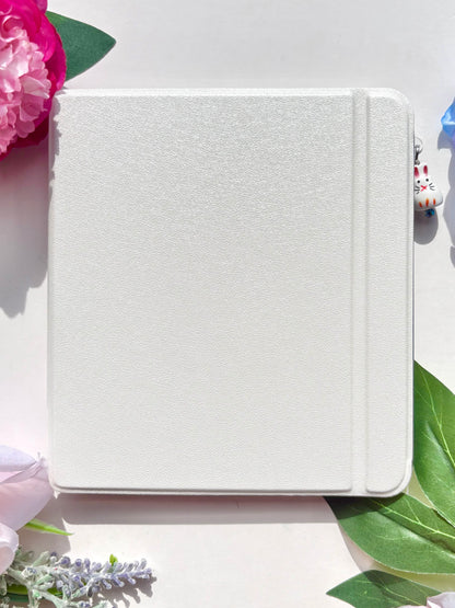 White Magnetic Kobo Libra Case 🤍