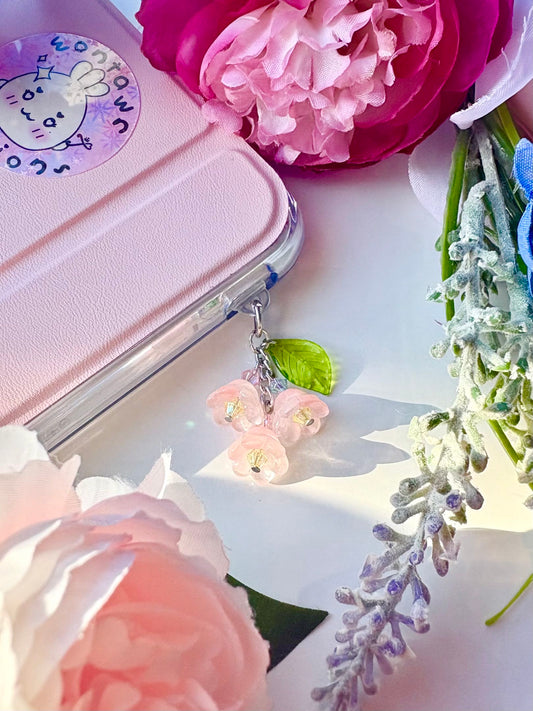 USB-C Dust Plug | Pink Lily of the Valley
