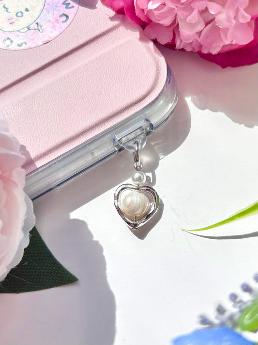USB-C Dust Plug | Pearl Metal Heart